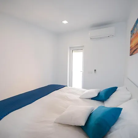 Seafront Apartamento *